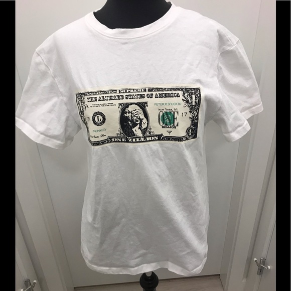 ❤️Graphics T-shirt M - Picture 1 of 1